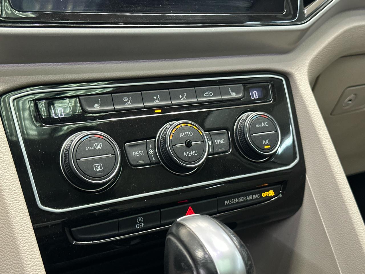 Volkswagen Atlas V6 SEL R-Line 2021