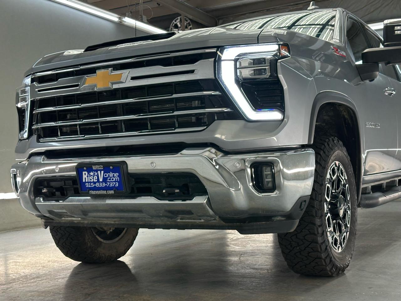 Chevrolet Silverado 2500HD LTZ Crew Cab 4WD 2024