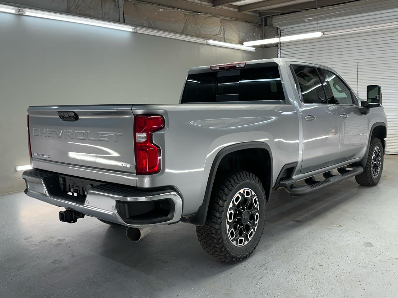 Chevrolet Silverado 2500HD LTZ Crew Cab 4WD 2024