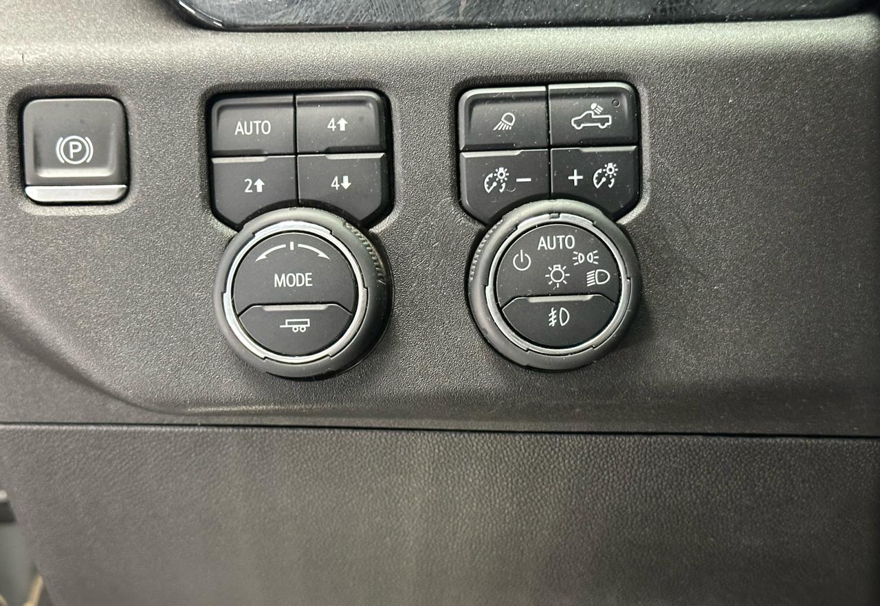 Chevrolet Silverado 2500HD LTZ Crew Cab 4WD 2024