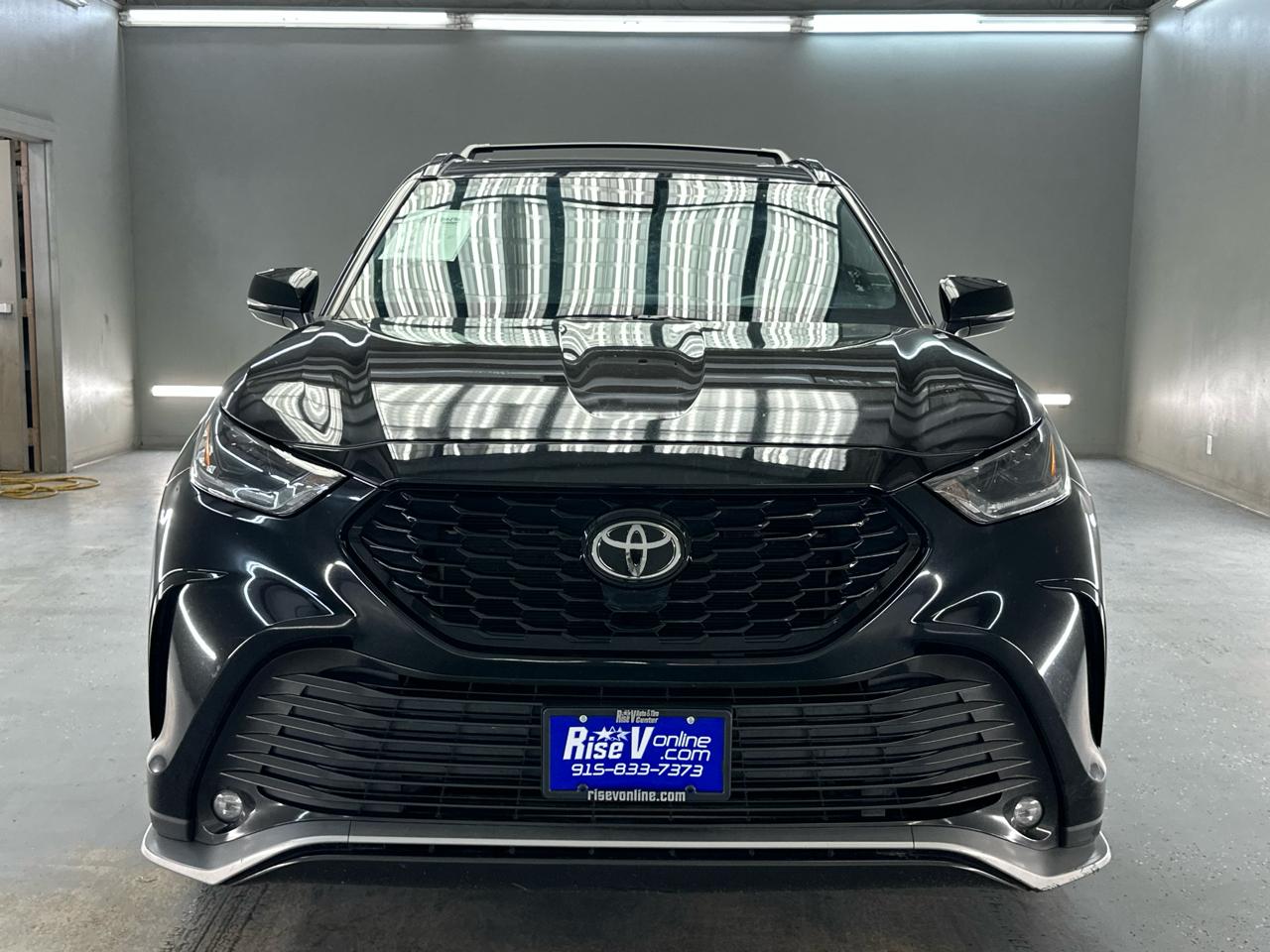 Toyota Highlander XSE FWD V6 2021