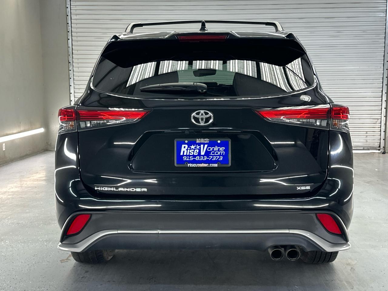 Toyota Highlander XSE FWD V6 2021