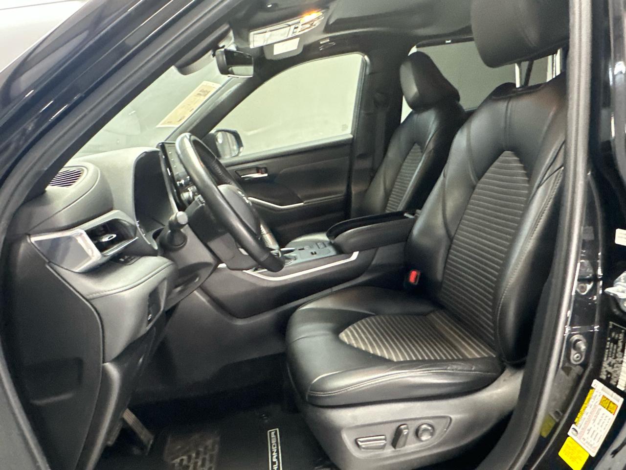 Toyota Highlander XSE FWD V6 2021