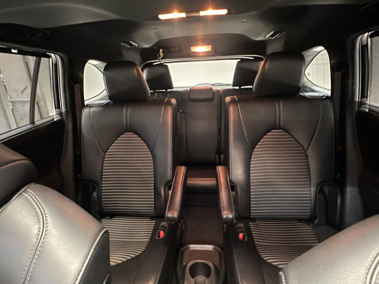 Toyota Highlander XSE FWD V6 2021