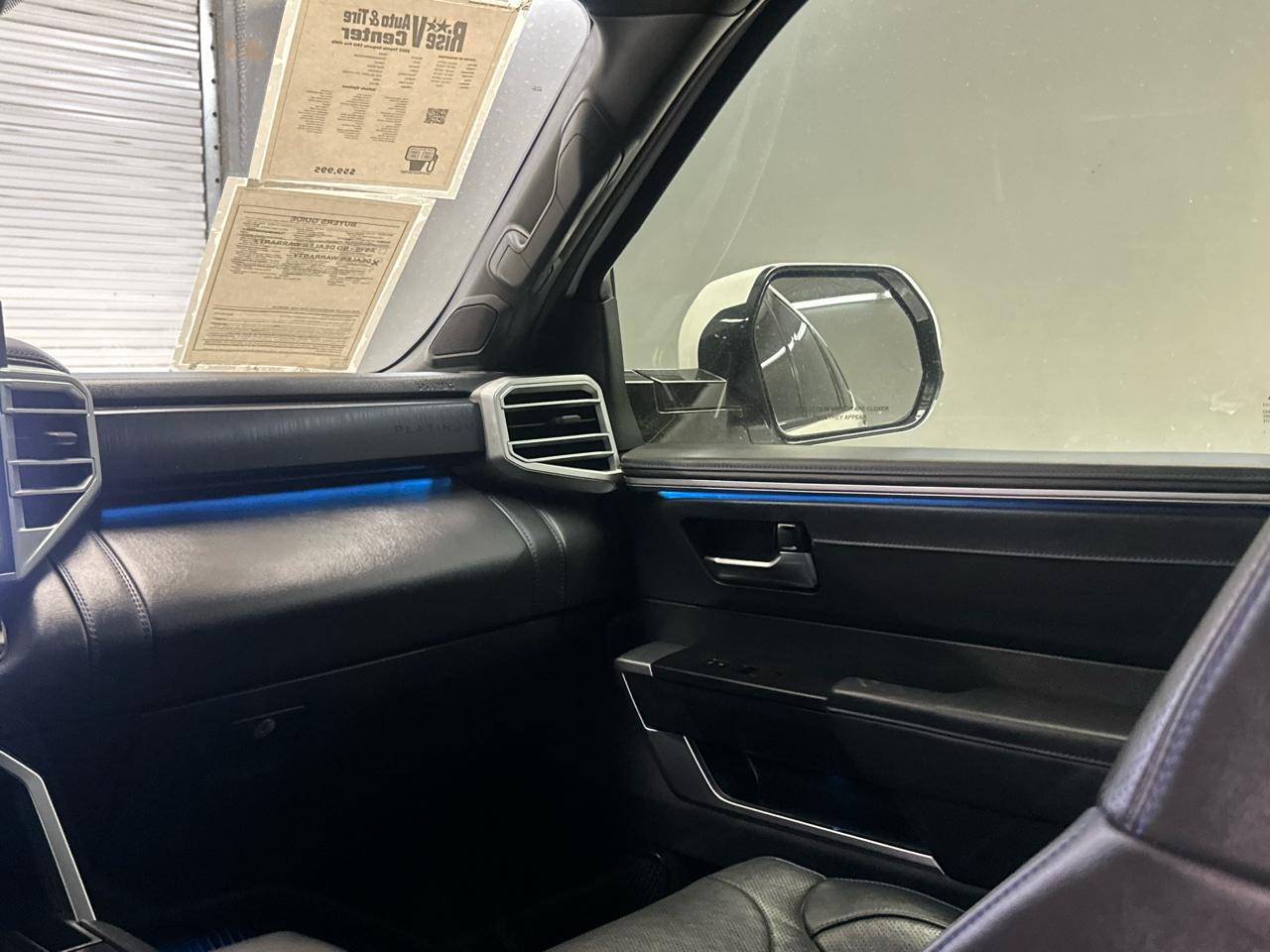 Toyota Sequoia Platinum 4WD FFV (Natl) 2023
