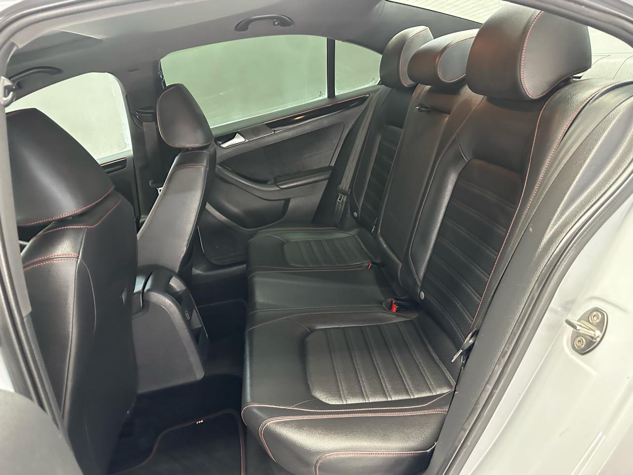 Volkswagen Jetta 2.0T GLI 6A 2017