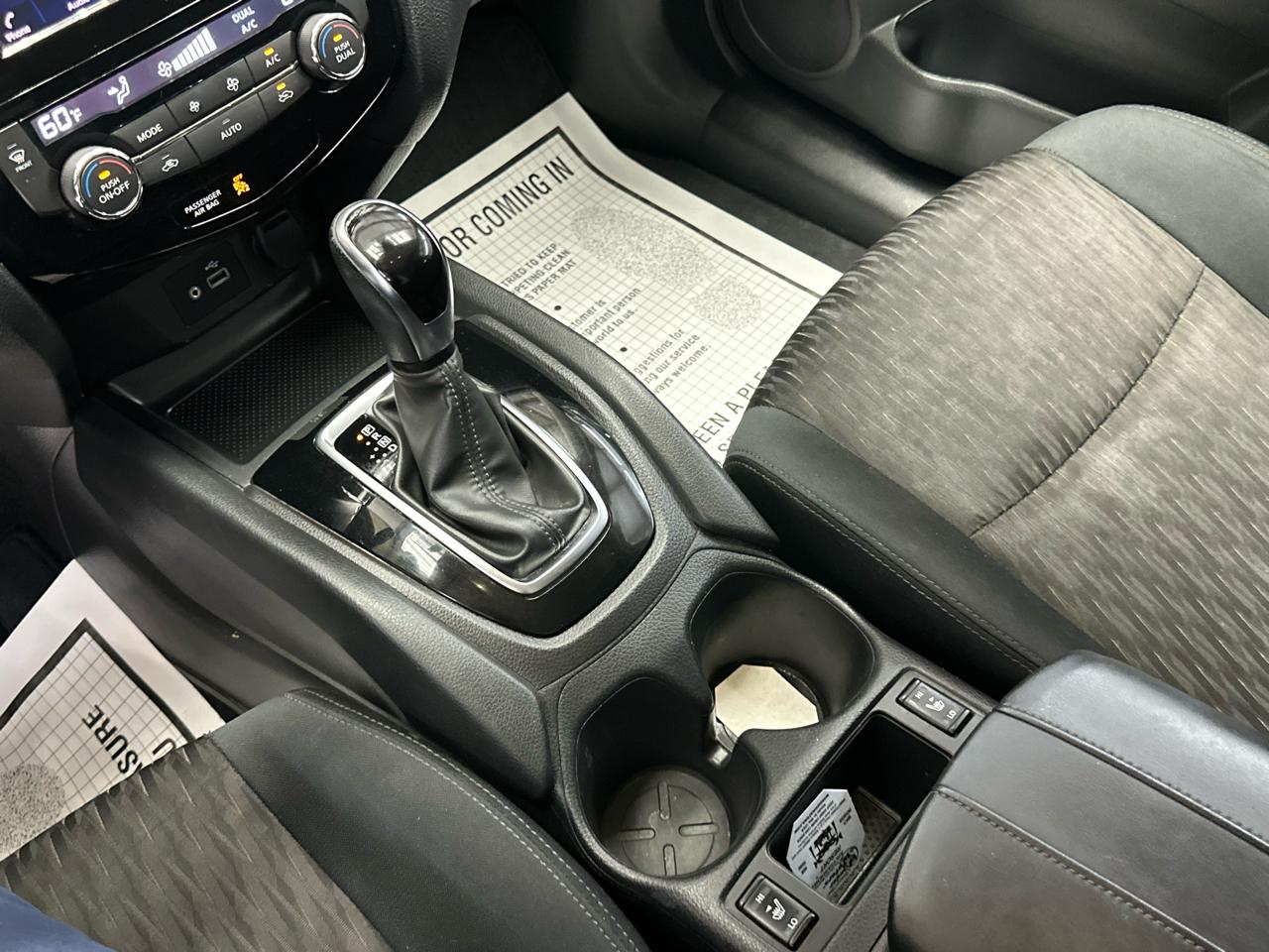 Nissan Rogue  2019