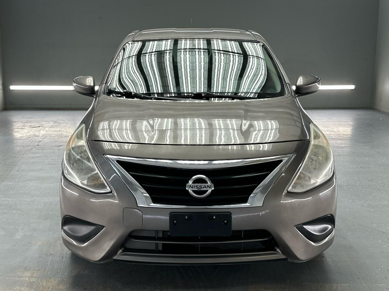 Nissan Versa 1.6 S 5M 2016