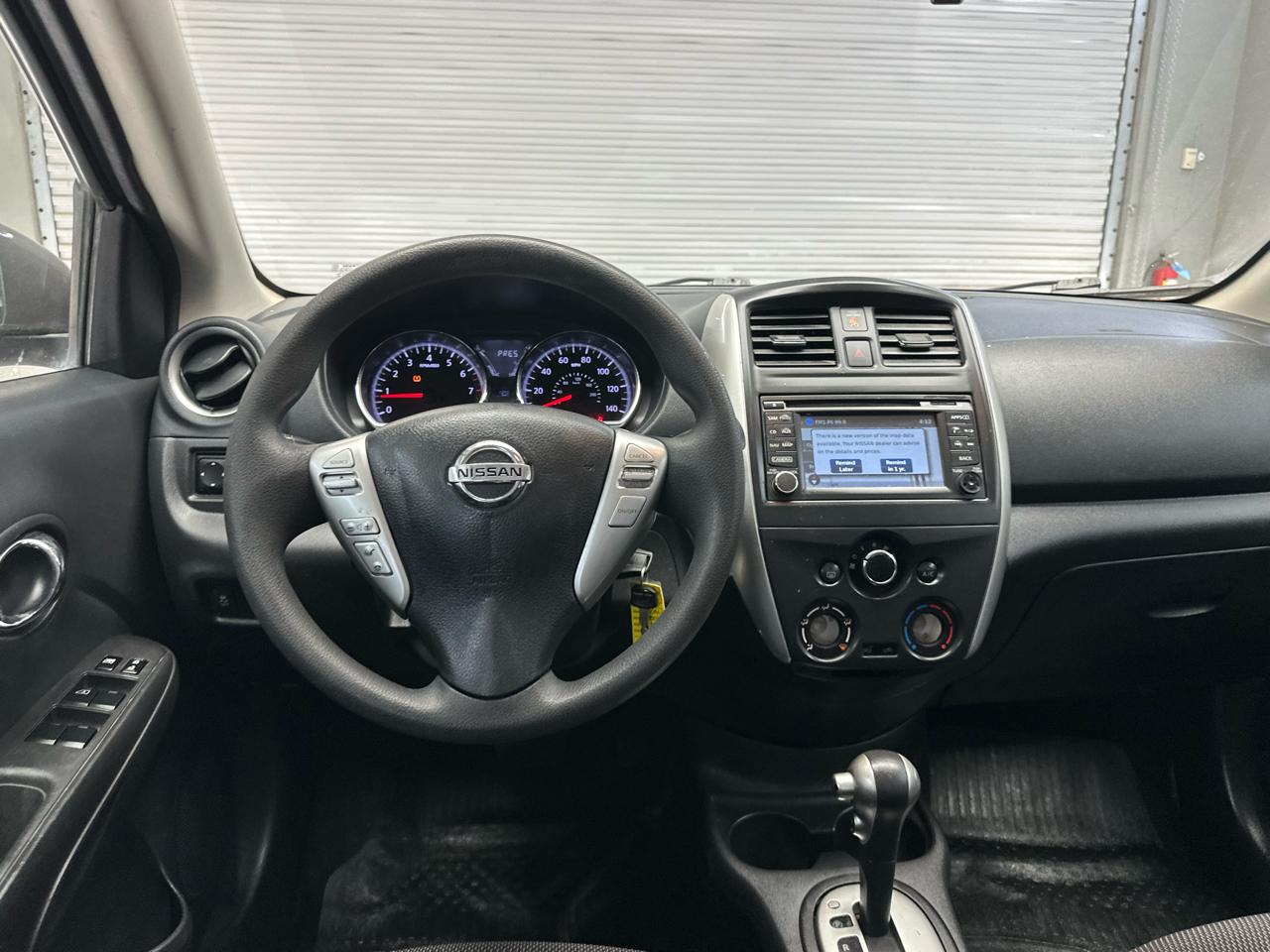 Nissan Versa 1.6 S 5M 2016
