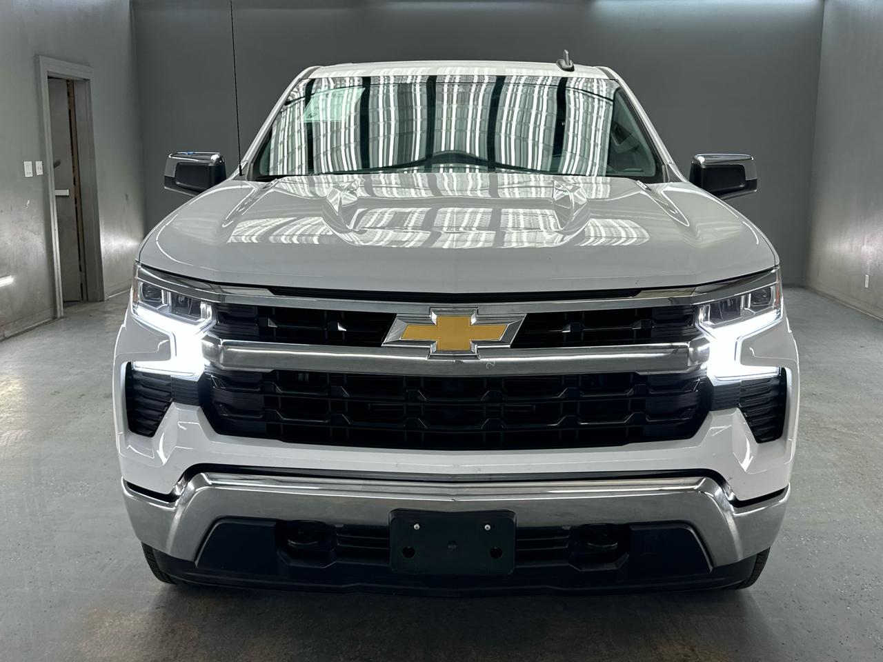 Chevrolet Silverado 1500 LT Crew Cab 4WD 2024