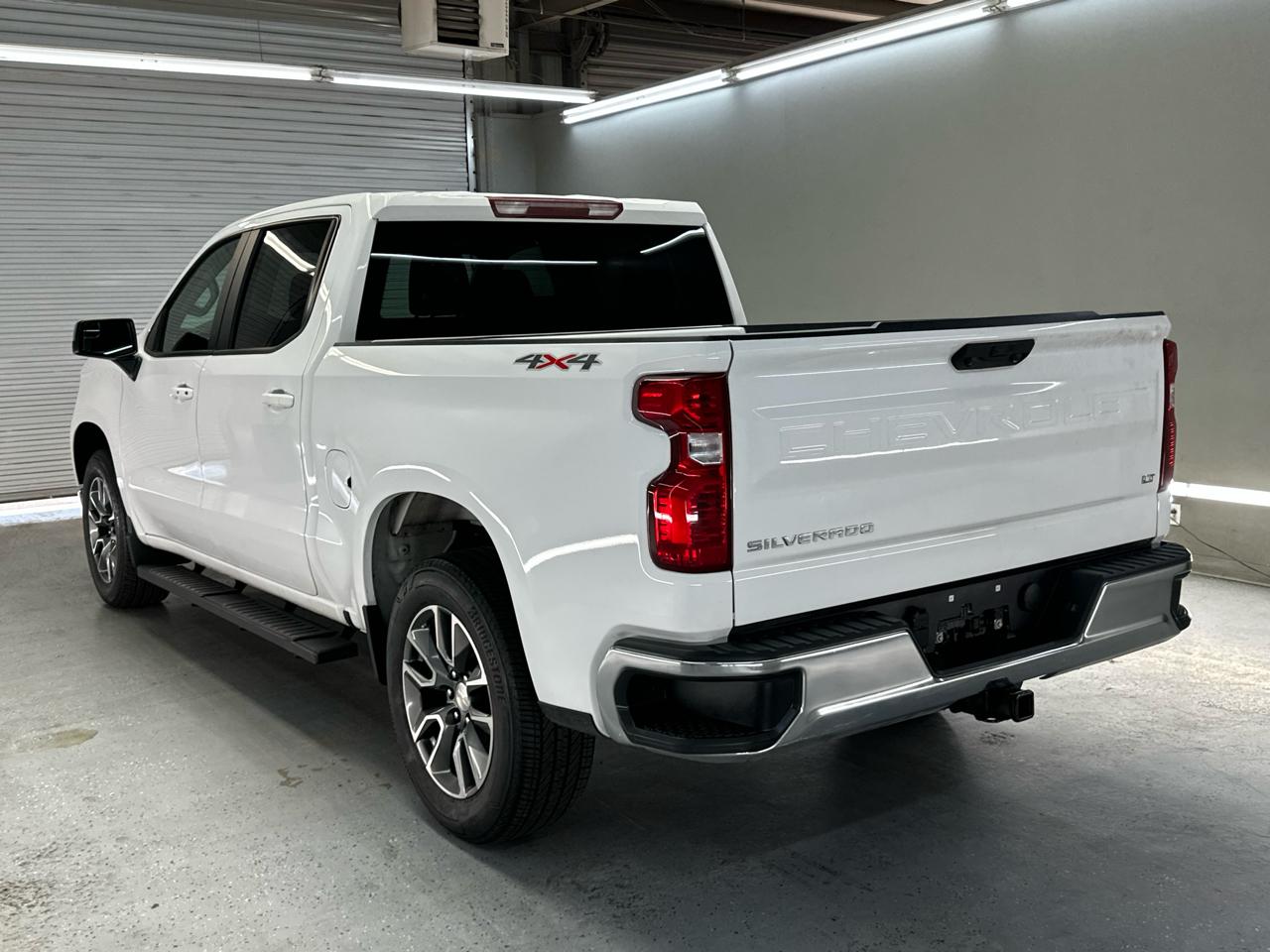 Chevrolet Silverado 1500 LT Crew Cab 4WD 2024
