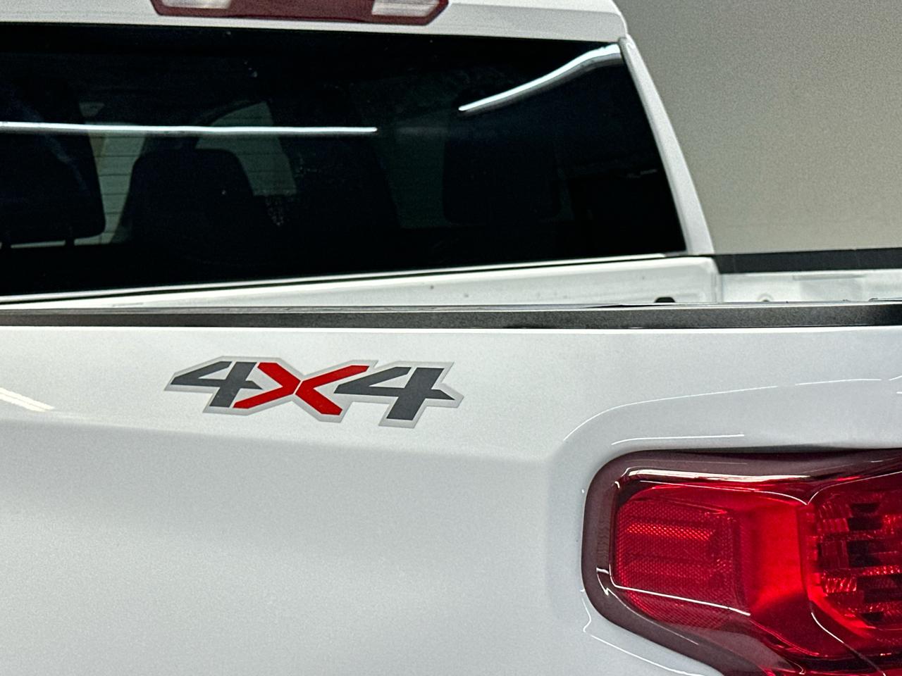 Chevrolet Silverado 1500 LT Crew Cab 4WD 2024