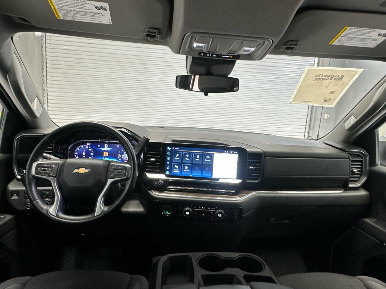 Chevrolet Silverado 1500 LT Crew Cab 4WD 2024