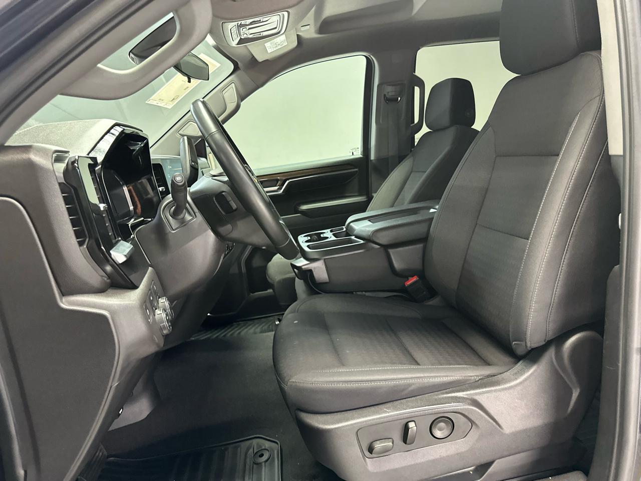 Chevrolet Silverado 1500  2024