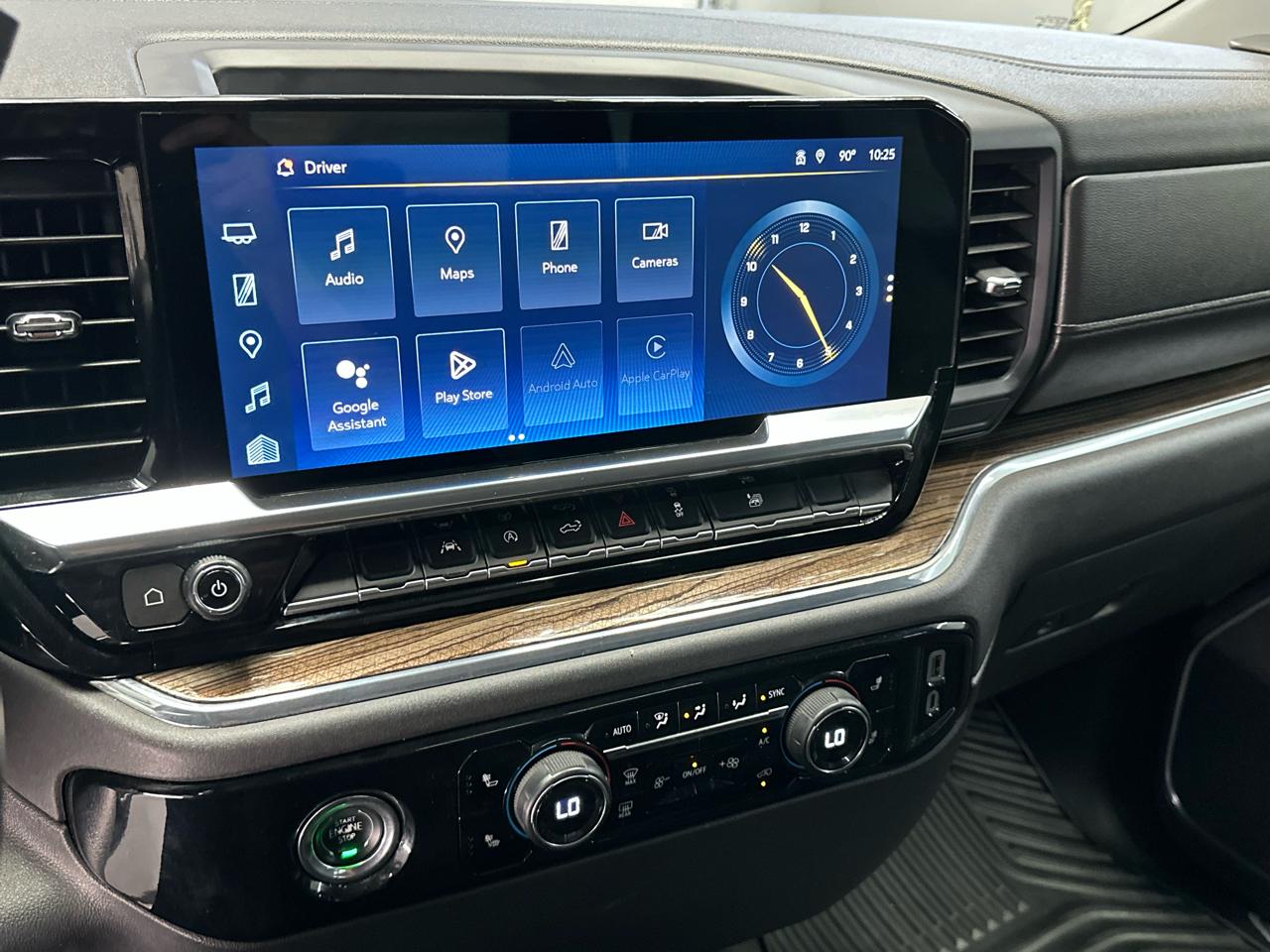 Chevrolet Silverado 1500  2024