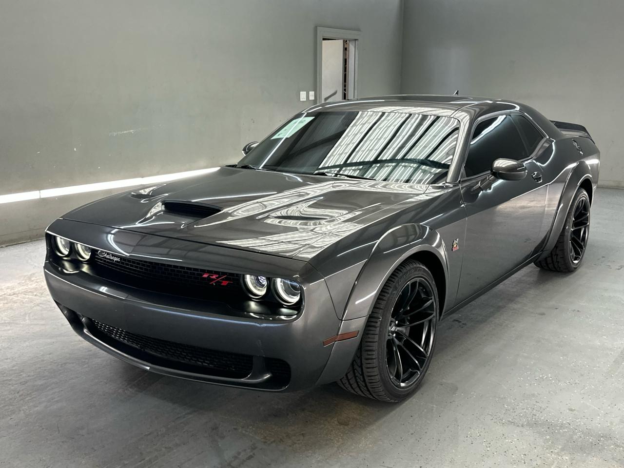 Dodge Challenger R/T Scat Pack Widebody RWD 2021