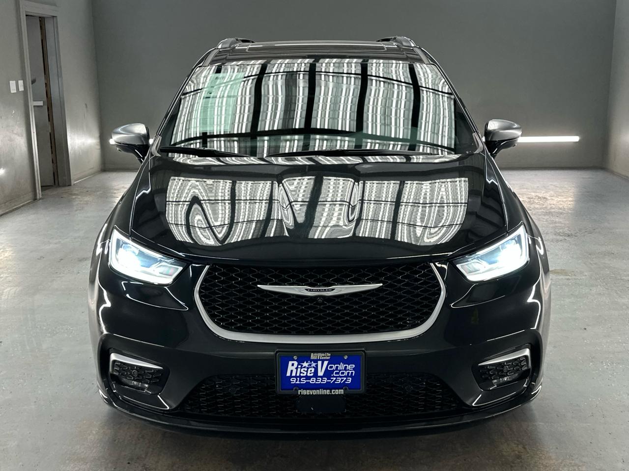 Chrysler Pacifica Hybrid Pinnacle 2023
