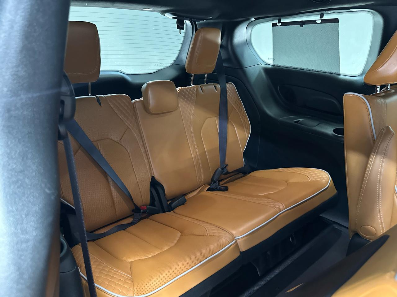 Chrysler Pacifica Hybrid Pinnacle 2023