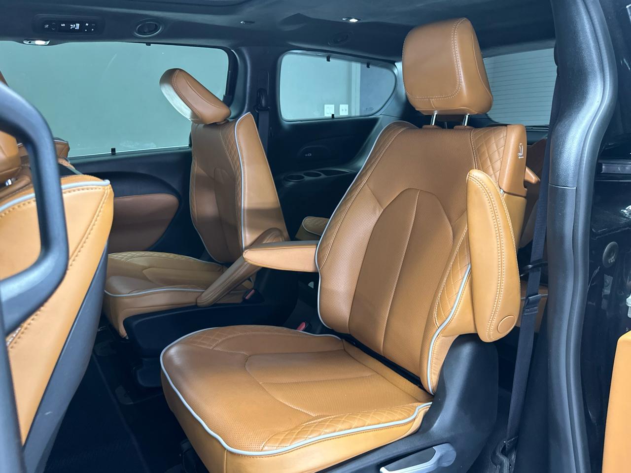Chrysler Pacifica Hybrid Pinnacle 2023