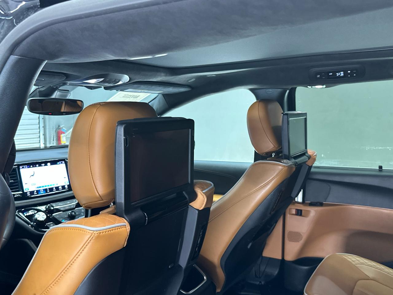 Chrysler Pacifica Hybrid Pinnacle 2023