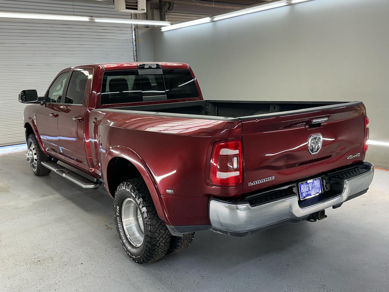 RAM 3500 Laramie Crew Cab LWB 4WD DRW 2022