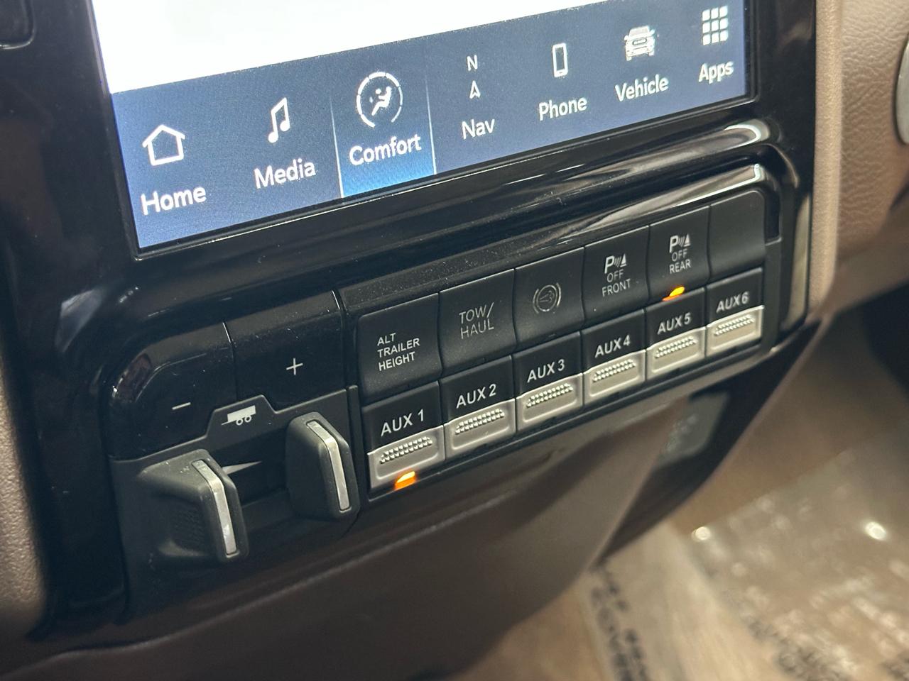 RAM 3500 Laramie Crew Cab LWB 4WD DRW 2022