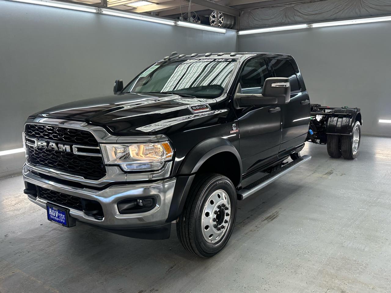 RAM 5500 Crew Cab LWB 2WD DRW 2023