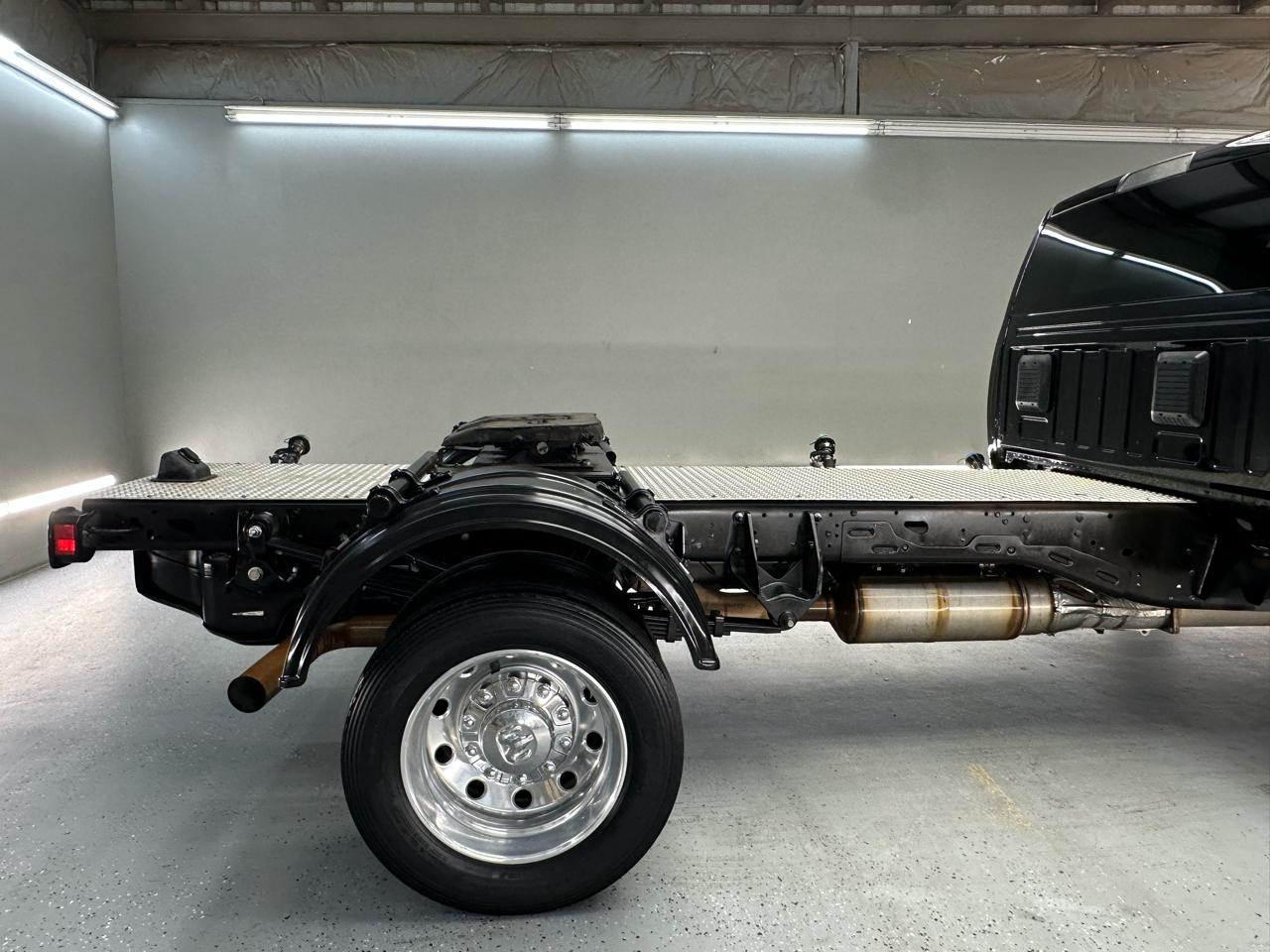 RAM 5500 Crew Cab LWB 2WD DRW 2023