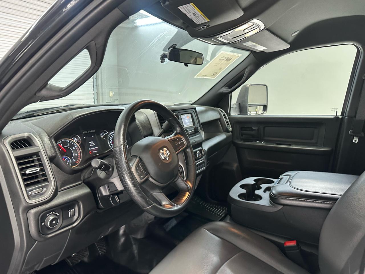 RAM 5500 Crew Cab LWB 2WD DRW 2023