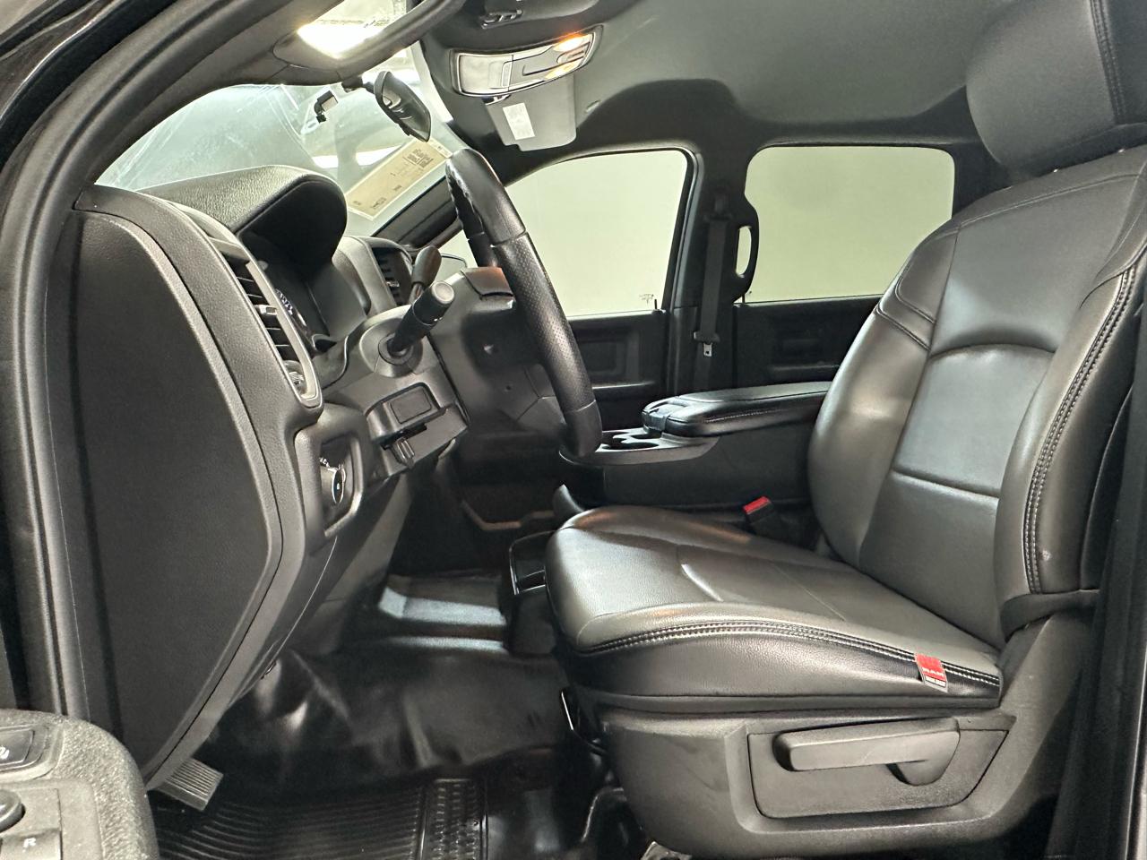 RAM 5500 Crew Cab LWB 2WD DRW 2023