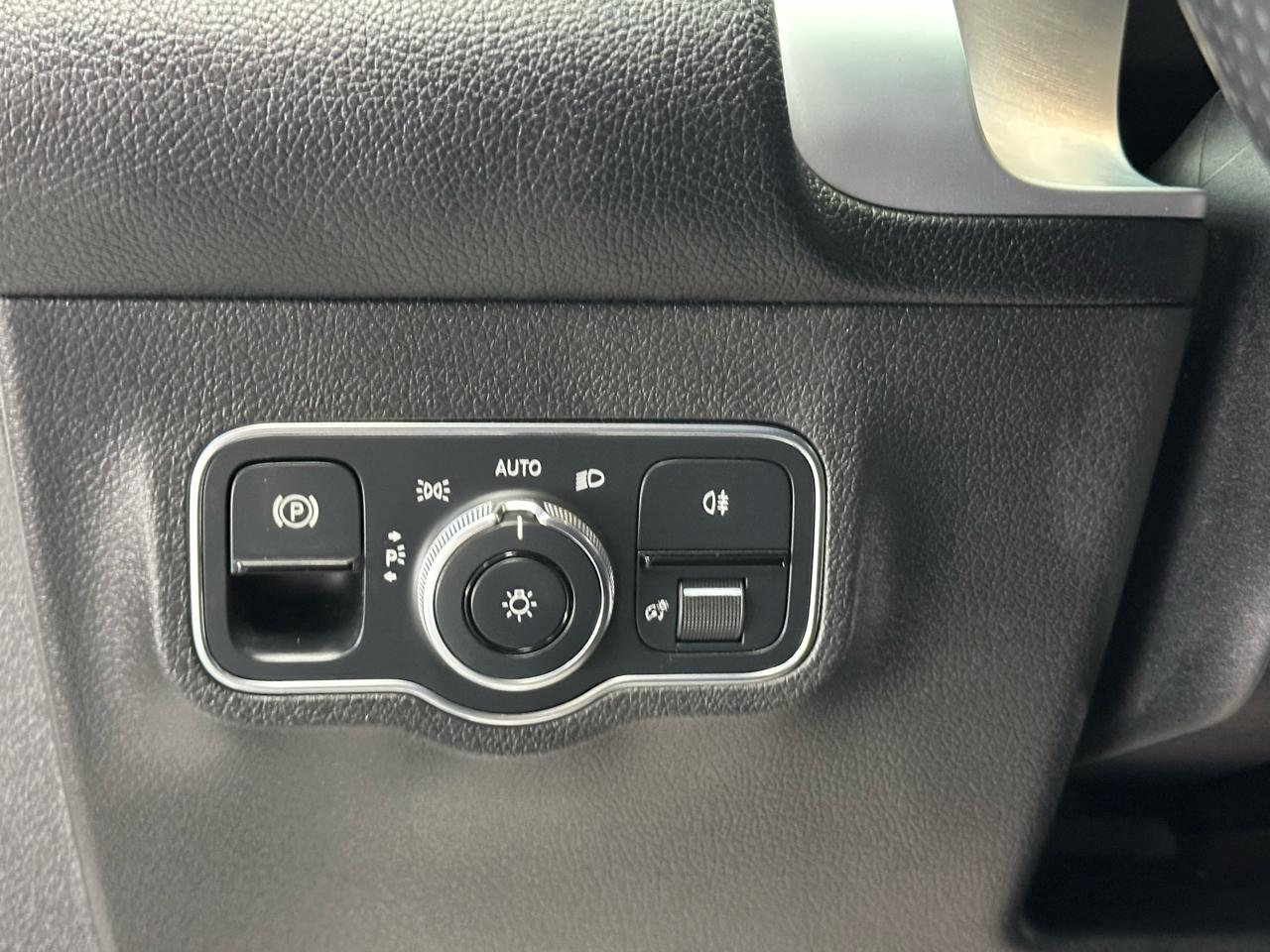 Mercedes-Benz GLB-Class GLB 250 2022