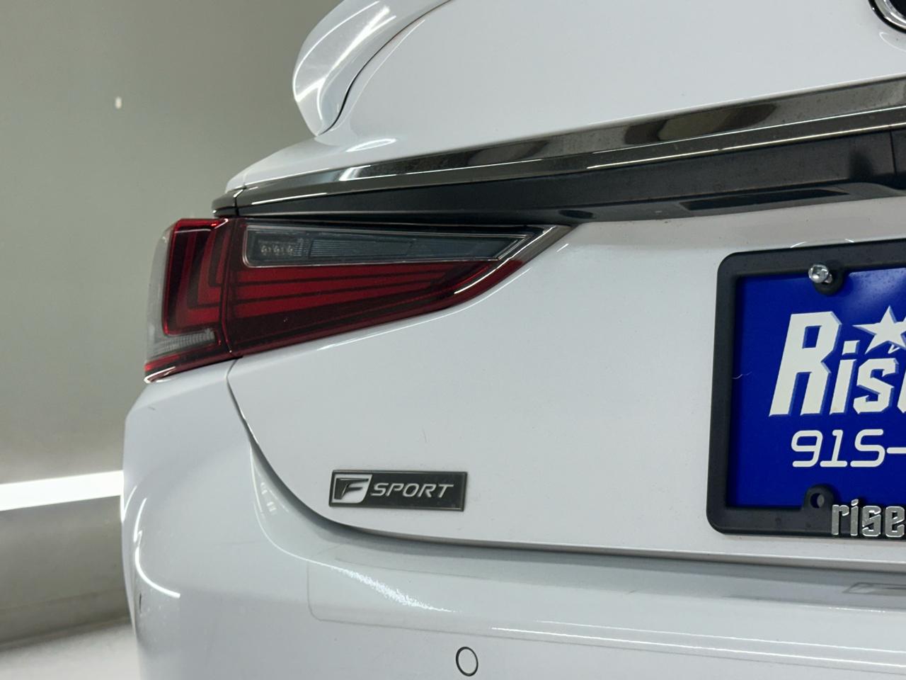 Lexus ES 350 F SPORT 2021