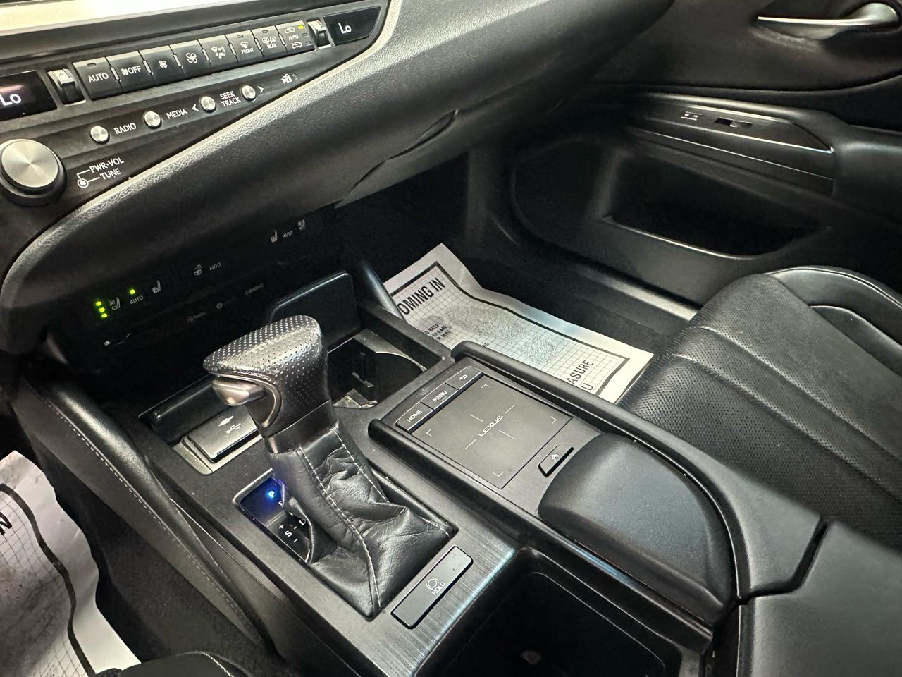 Lexus ES 350 F SPORT 2021
