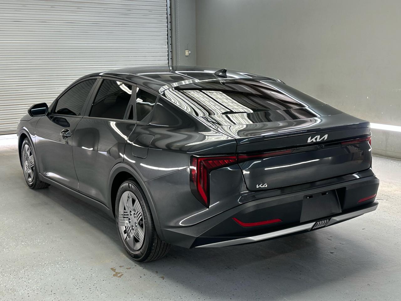Kia K4 LX 2025