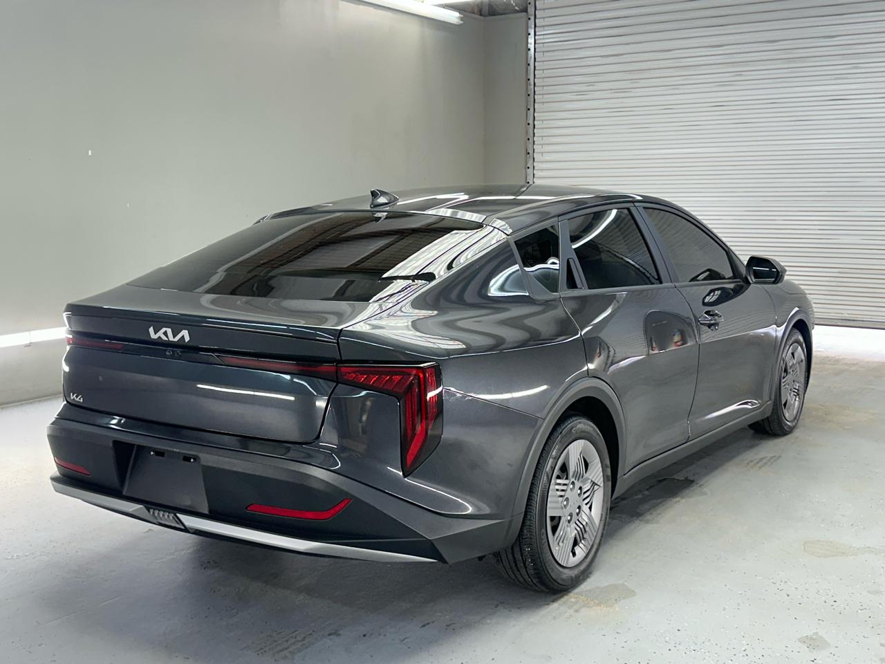Kia K4 LX 2025