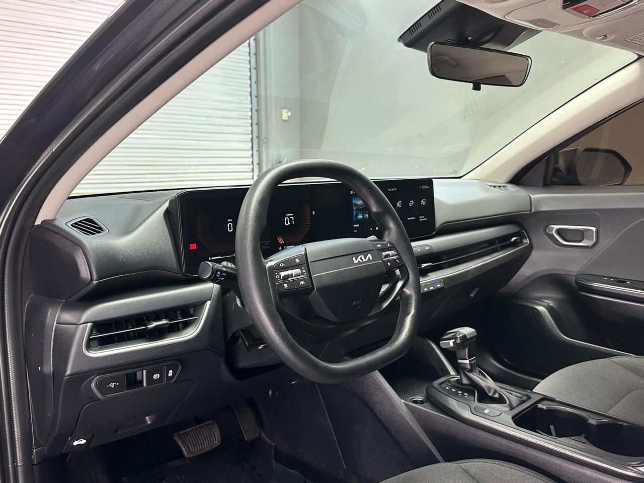 Kia K4 LX 2025