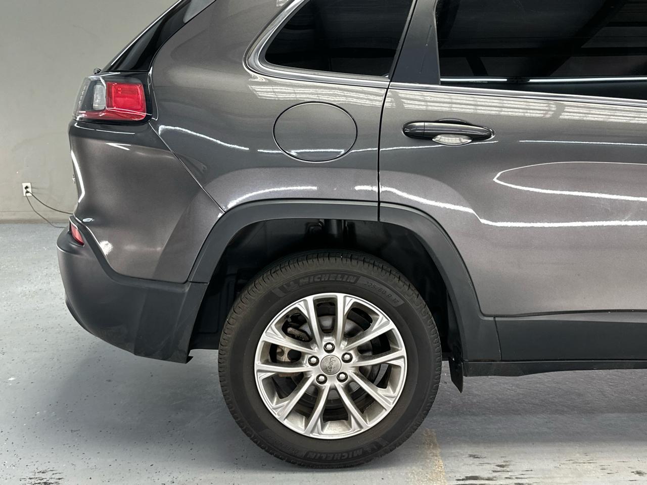 Jeep Cherokee Latitude Plus FWD 2019