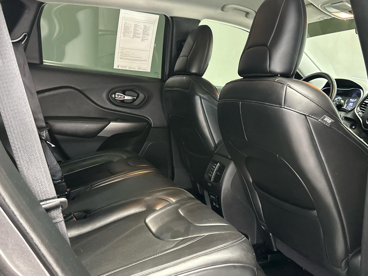 Jeep Cherokee Latitude Plus FWD 2019