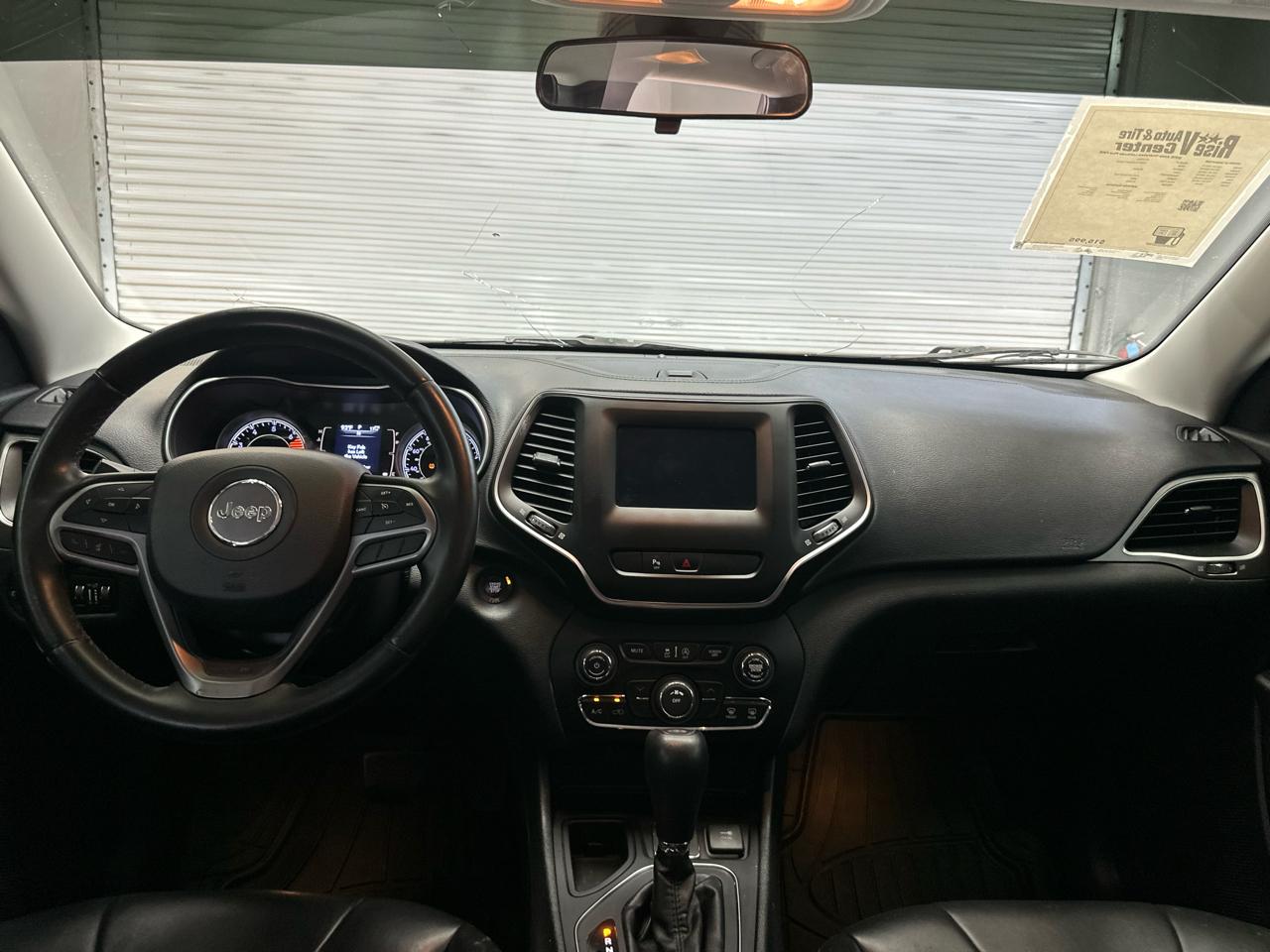 Jeep Cherokee Latitude Plus FWD 2019