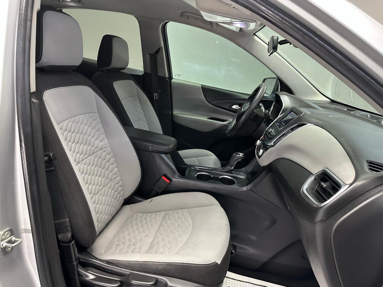 Chevrolet Equinox LS 2WD 2020