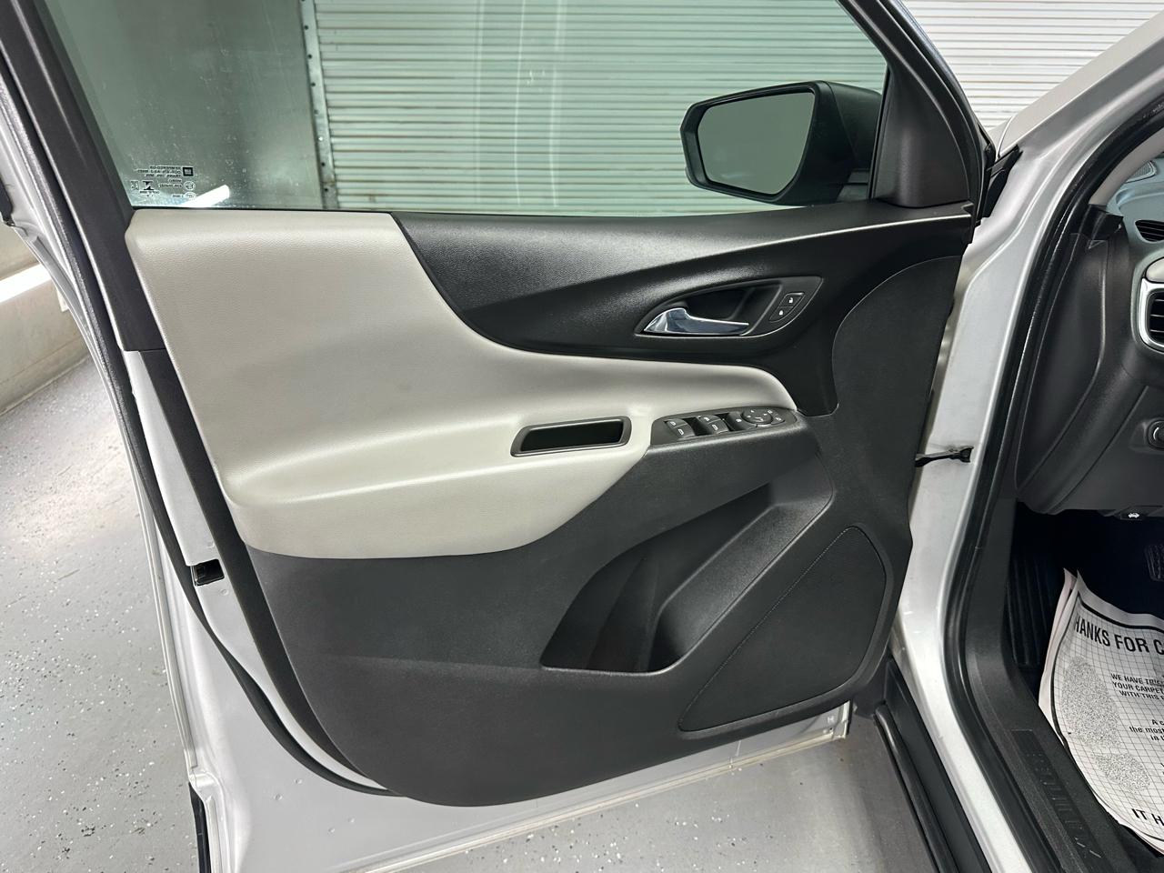 Chevrolet Equinox LS 2WD 2020