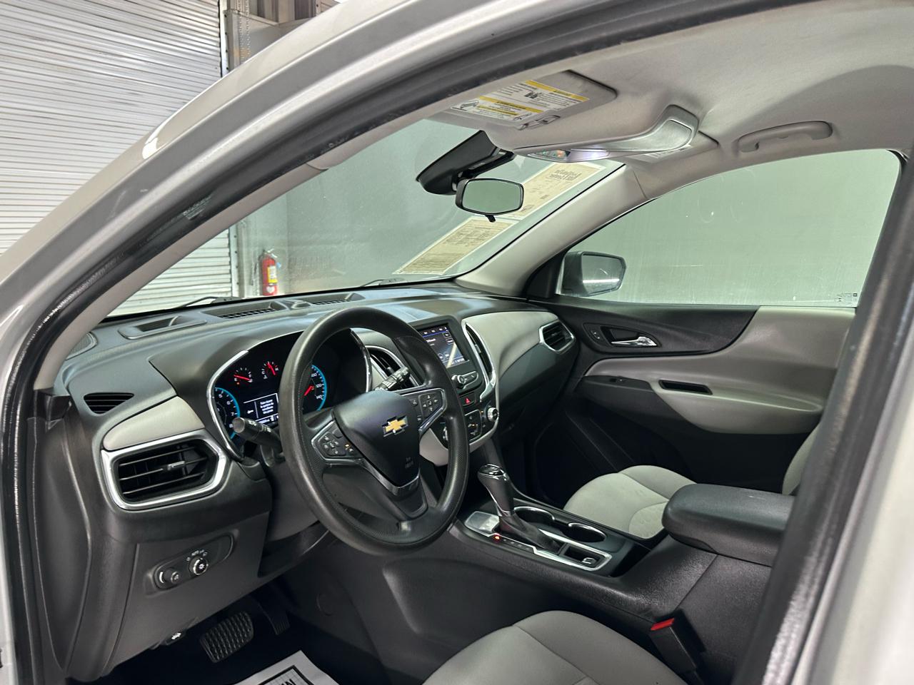 Chevrolet Equinox LS 2WD 2020