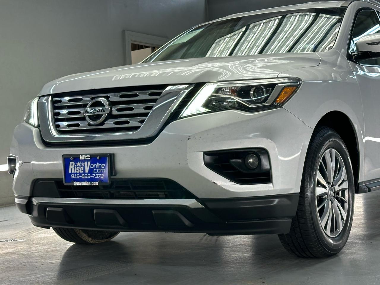 Nissan Pathfinder  2019