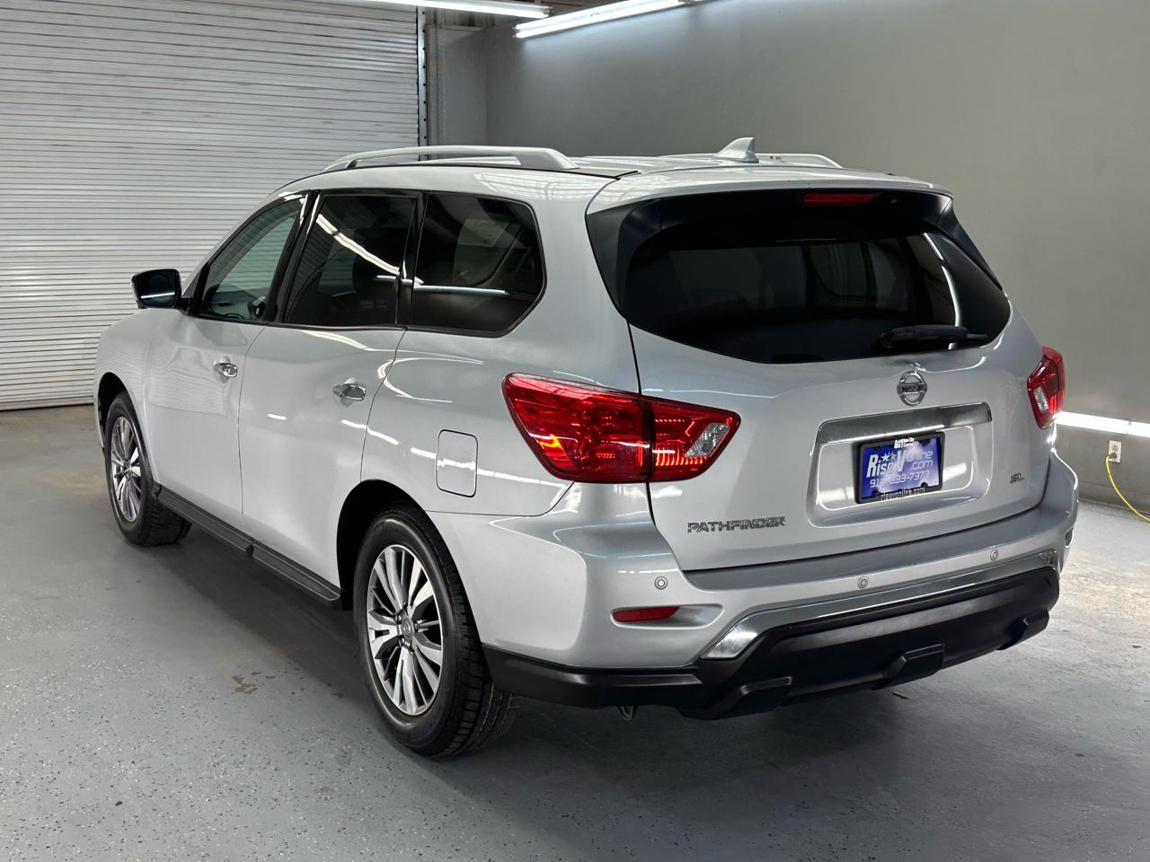 Nissan Pathfinder  2019