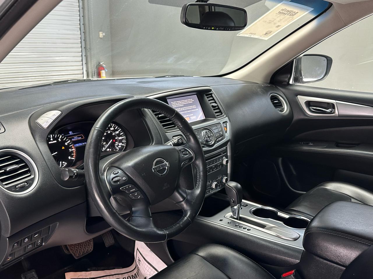 Nissan Pathfinder  2019