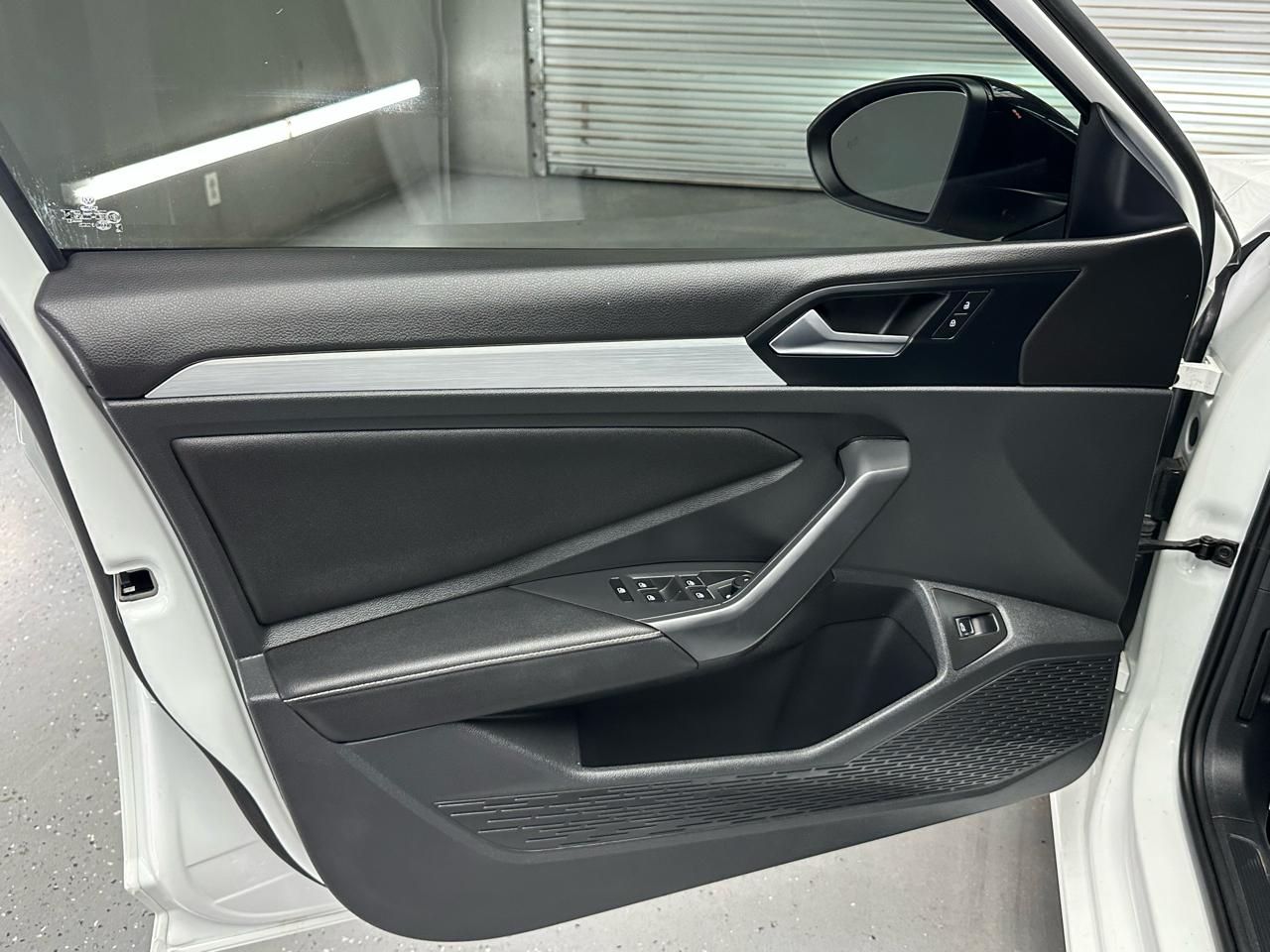 Volkswagen Jetta Sport 2025