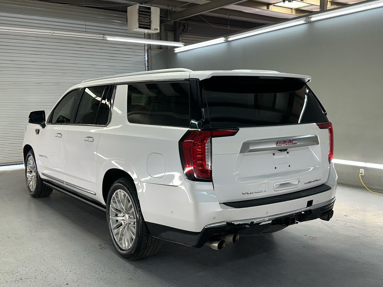 GMC Yukon XL Denali 4WD 2024