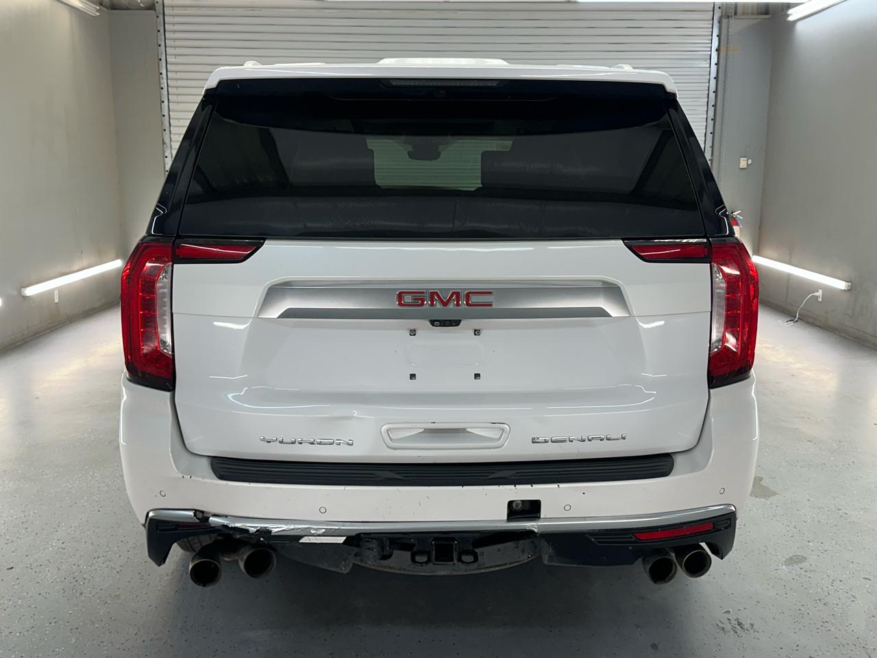 GMC Yukon XL Denali 4WD 2024