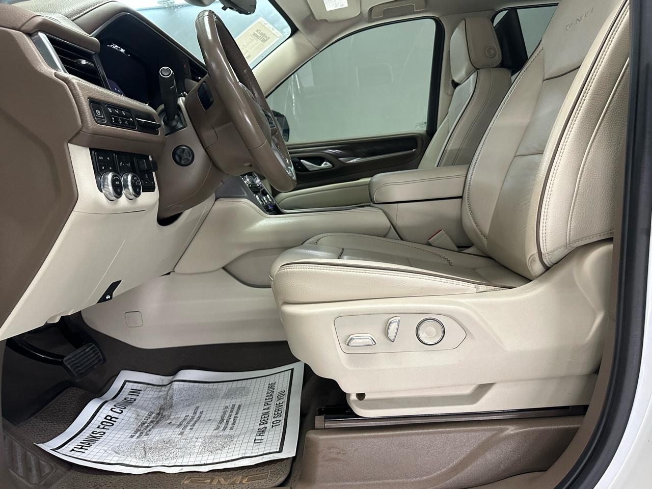 GMC Yukon XL Denali 4WD 2024
