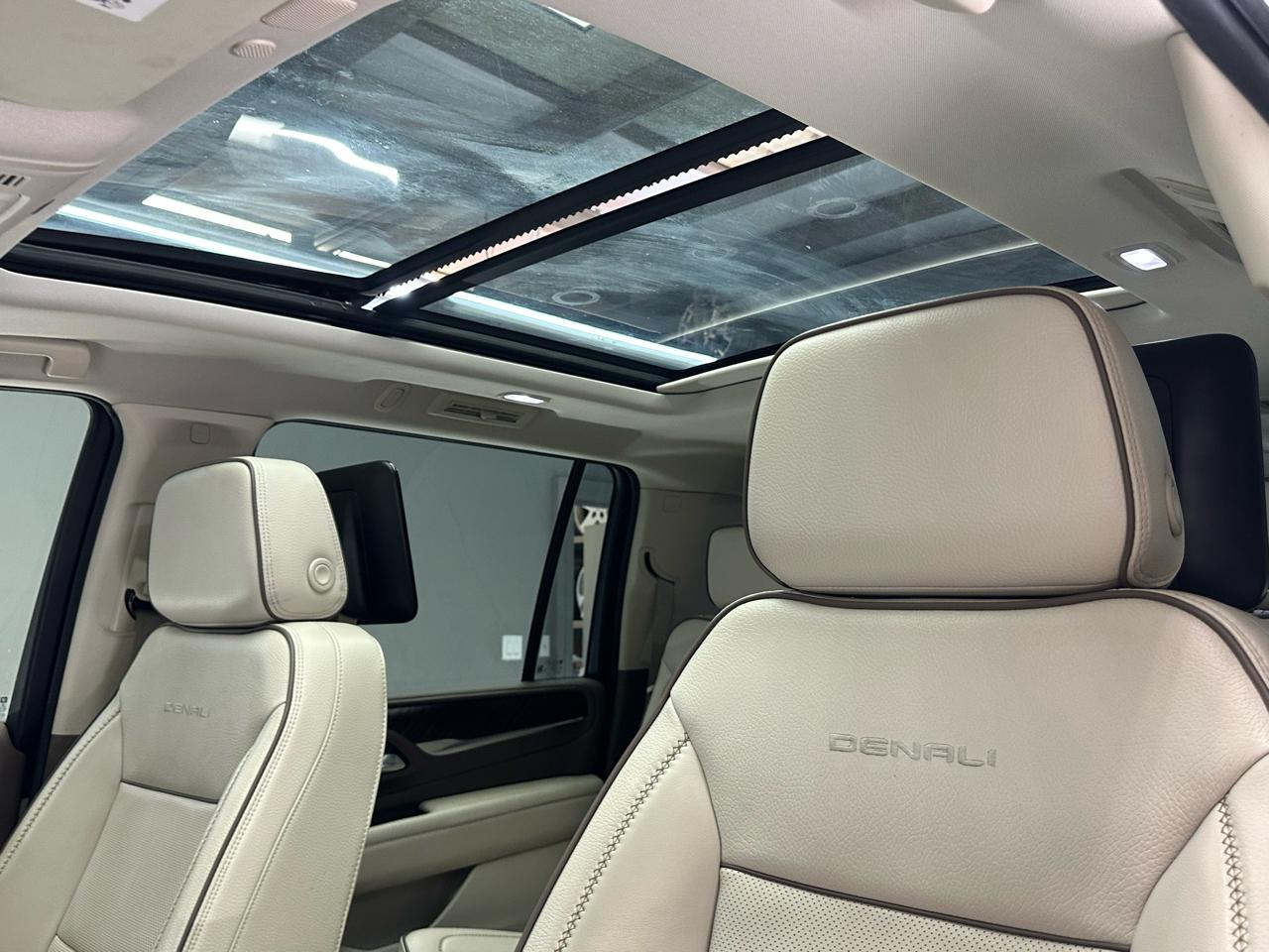 GMC Yukon XL Denali 4WD 2024